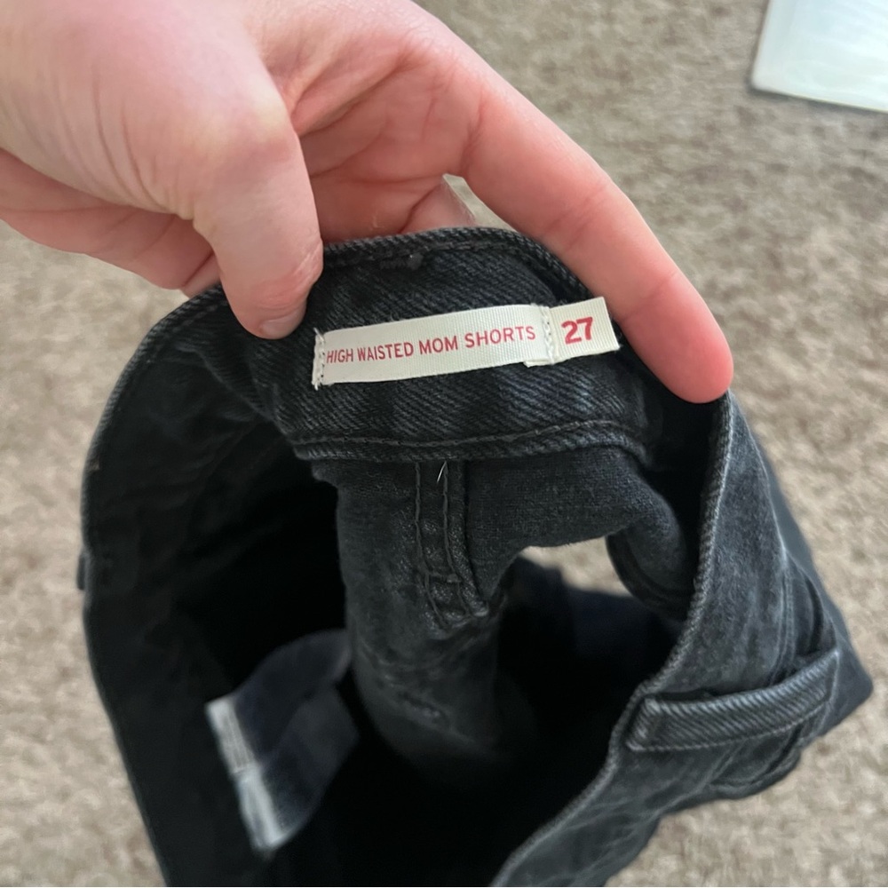 Levi's Women's Black High Waisted Mom Denim Shorts - Picture 7 of 7